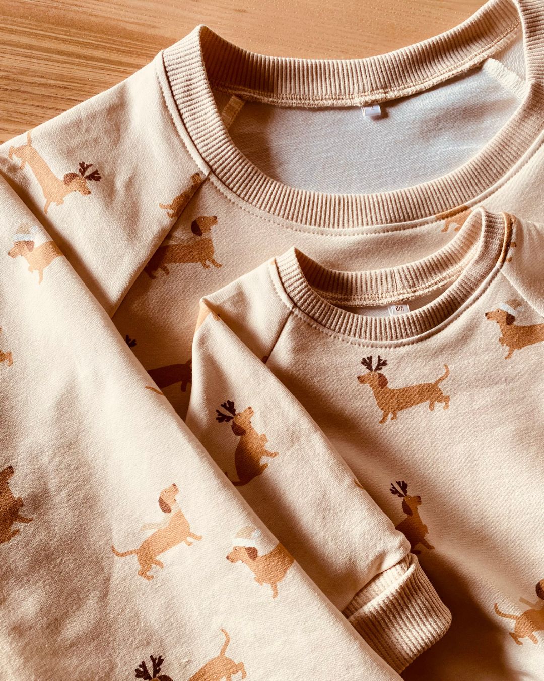 sweat teckel noel femme matchy sweat femme fait main en france