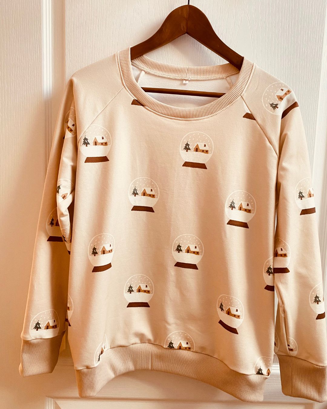 sweat femme boules à neige sweat femme fait main en France