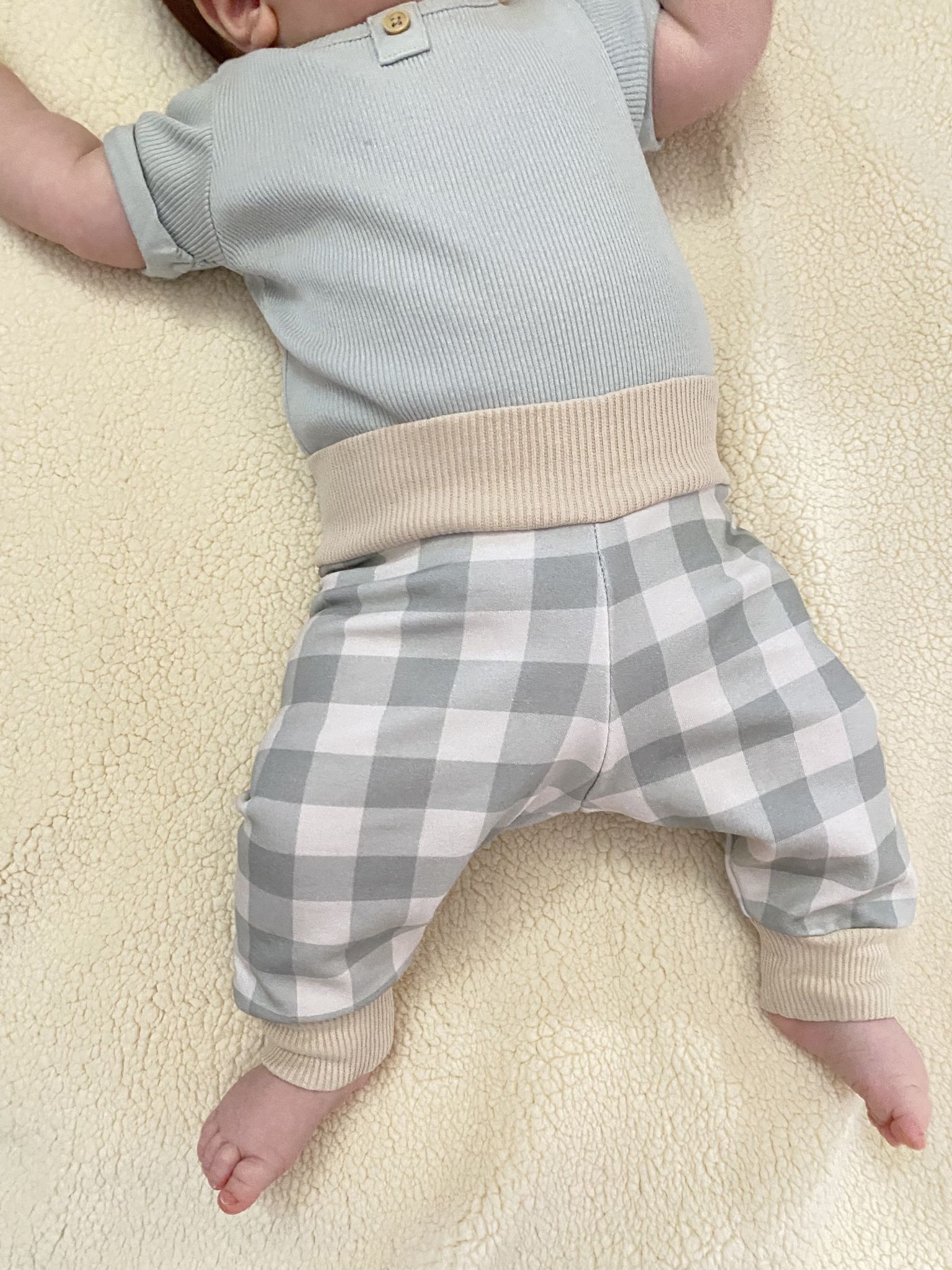 petit loir pantalon sauge 1 pantalon bébé enfant fait main